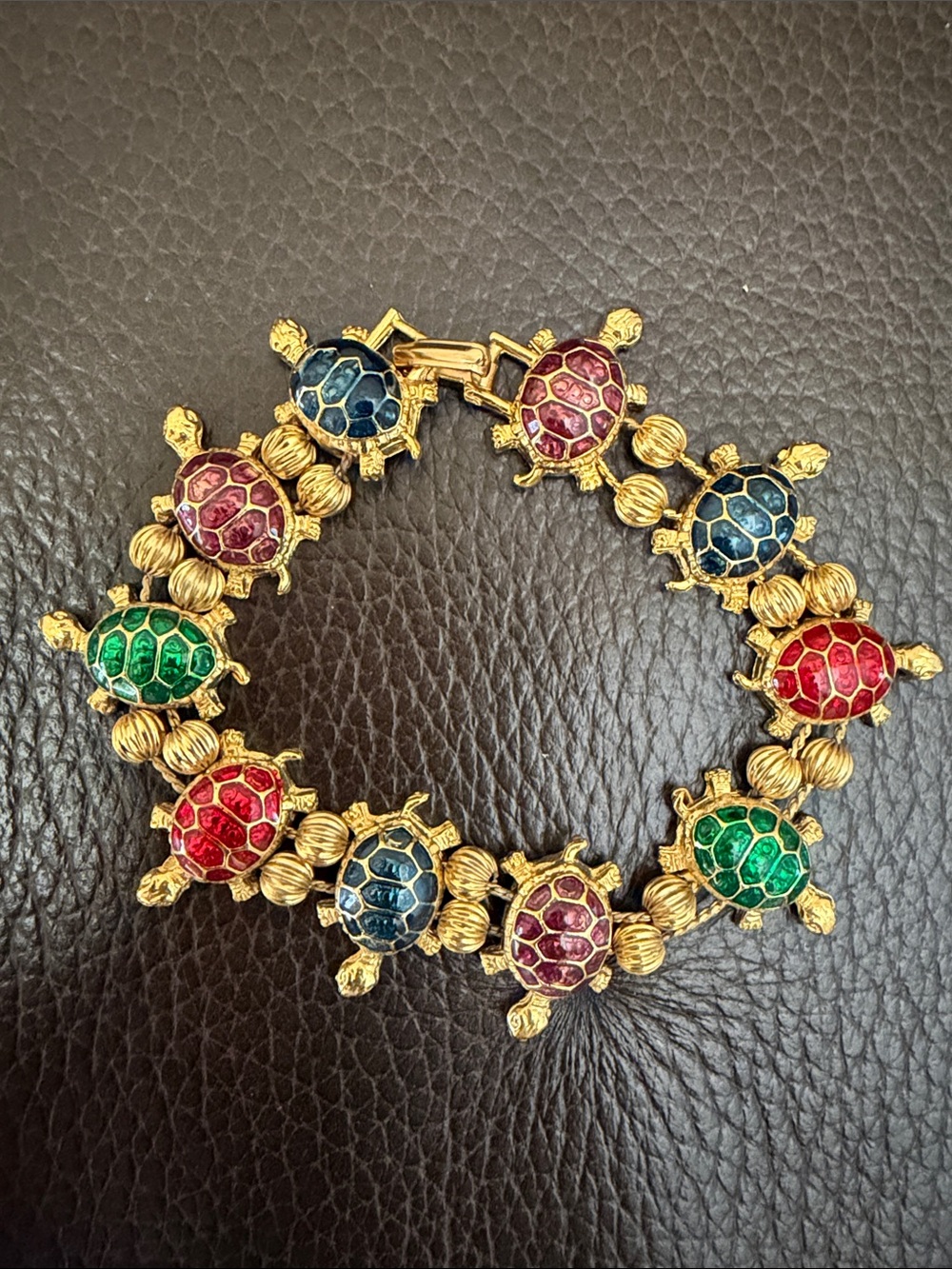 Vtg Turtle 7” Bracelet in Multicolor Enamel & Gold Tones